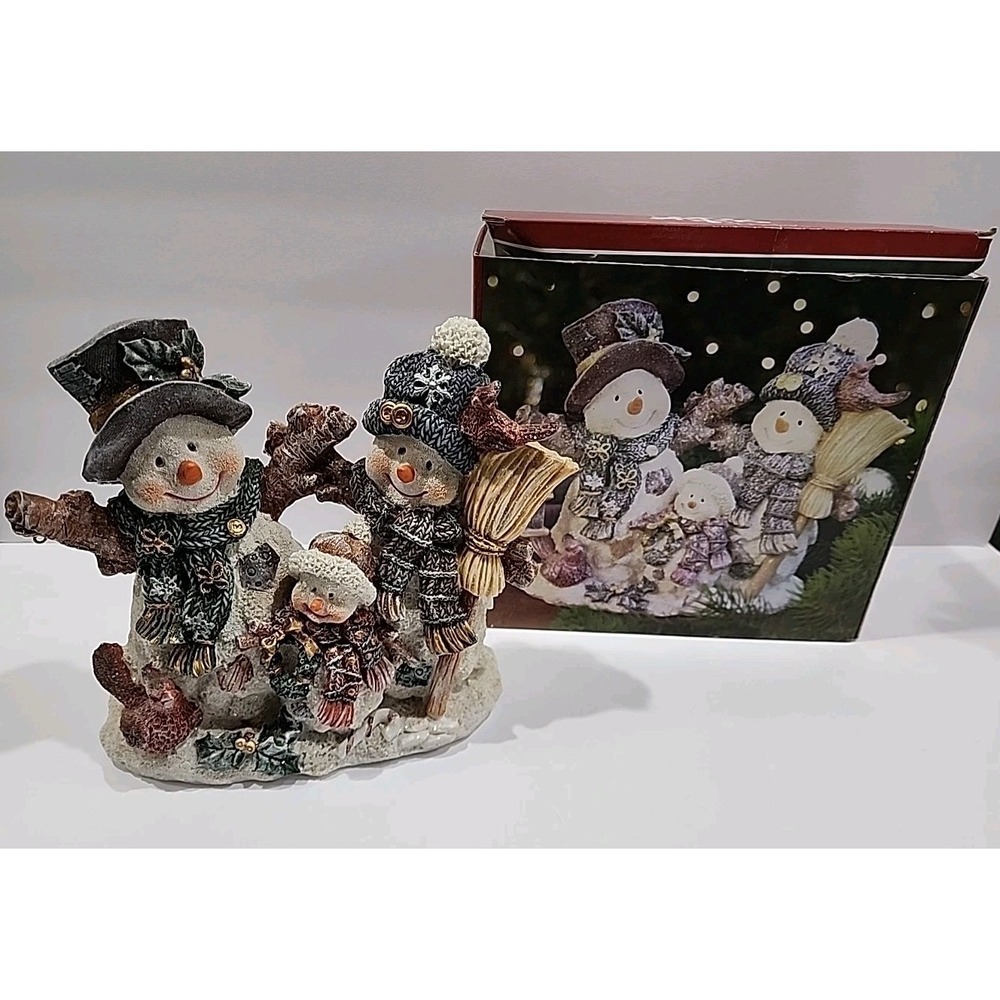Kirklands Snowman Family Of Three Figurine In Box